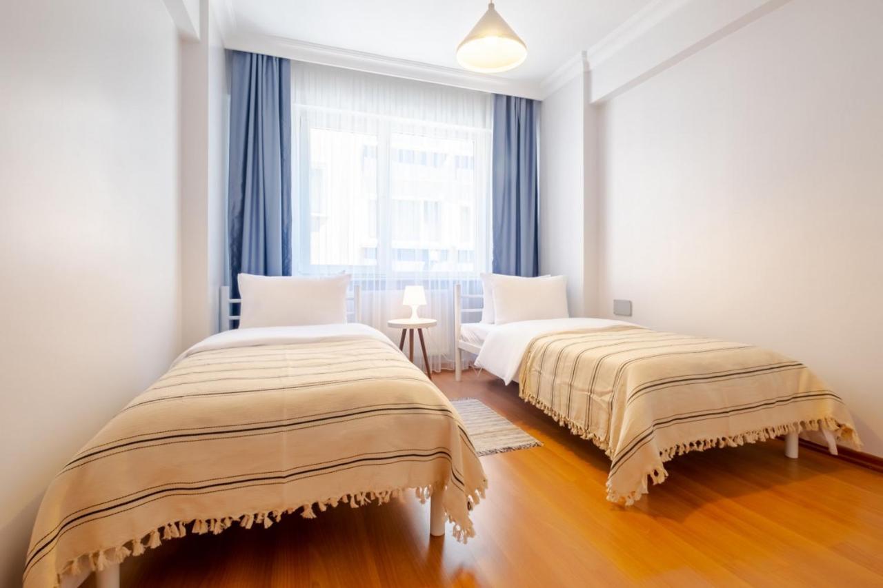 Splendid Flat With Central Location In Sisli Istanbul Exterior photo